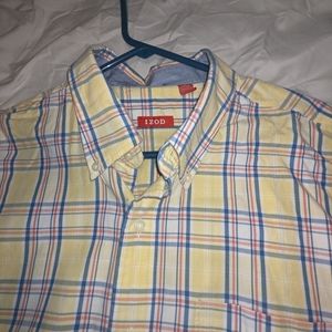 Men's size XL Izod short sleeve shirt